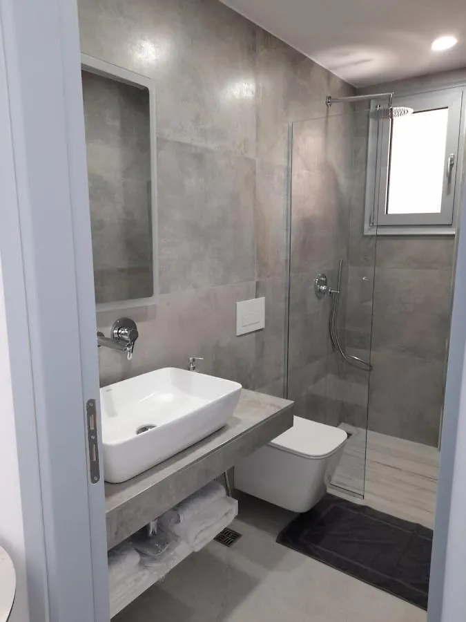 Anxhelos Hotel Himarë 3*,  Albanien